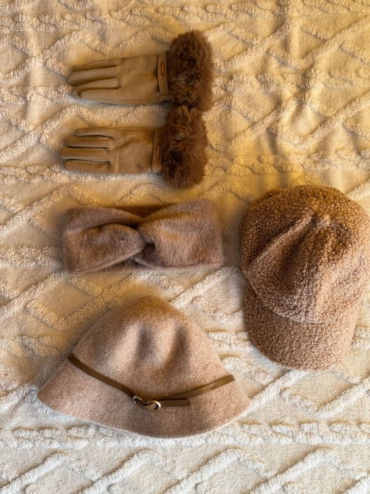 Шапка елегантна козирка пух пера  рькавици лента guess zara