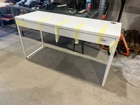 IKEA BEKANT бюро на склад 160×80 см – метална основа