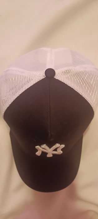 Șapcă   New Era  , nouă  nepurtatâ ,