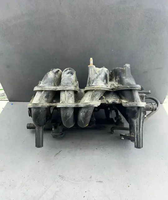 Galerie admisie 8200402997 8200402997 Dacia Logan 2005 1.4 MT (75 hp)
