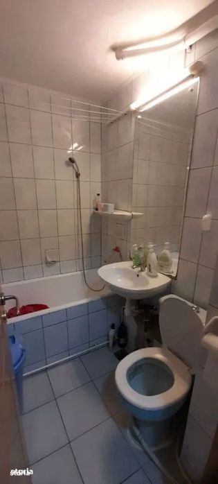 vand apartament 2 camere Bucureștii Noi