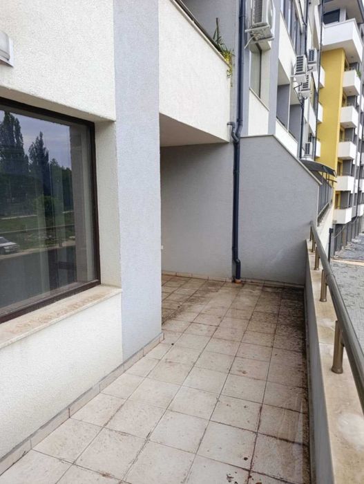 Продава се Двустаен апартамент в Плевен, Идеален център - 79 кв.м за 1583 €/кв.м - Снимка #1