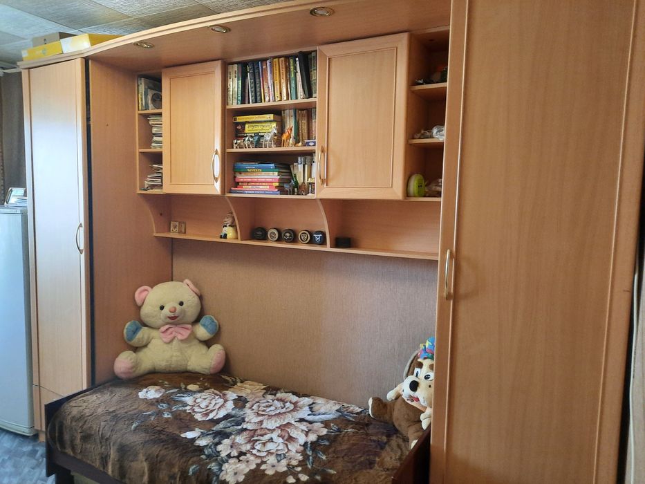 Продам детскую стенку