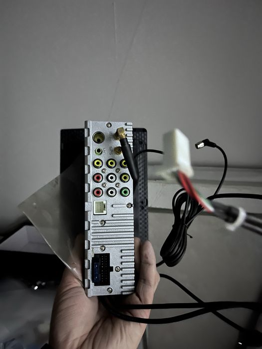 Продам дисплей на авто