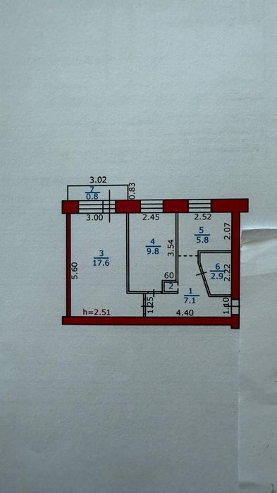 Продам 2 ком. квартиру 4 микрорайон 5 дом
