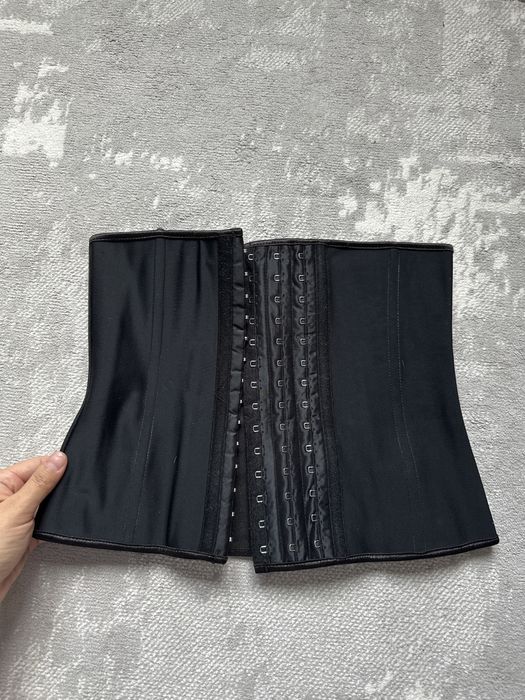 Корсет утягивающий