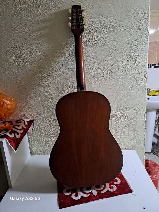Пролам гитару за 5000тг