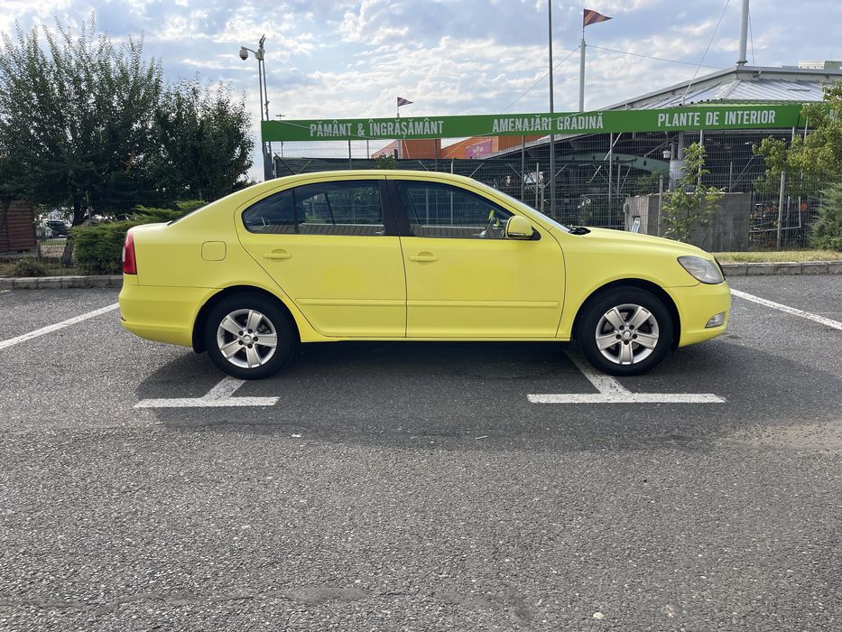 SKODA Octavia 2011 — imagine 4