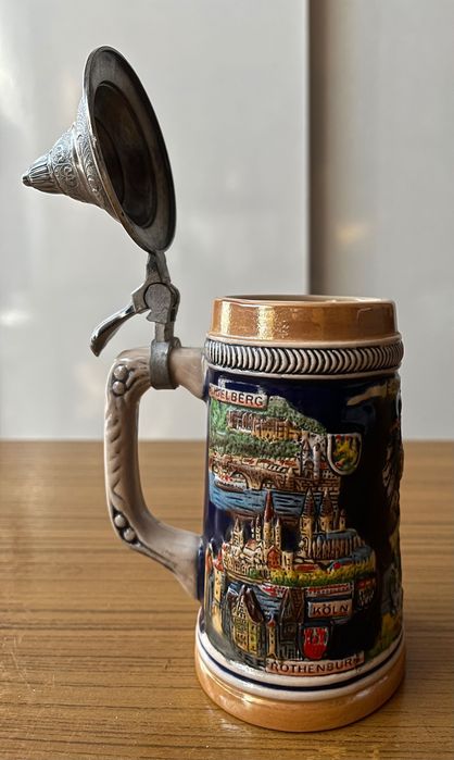 Порцеланова халба за бира