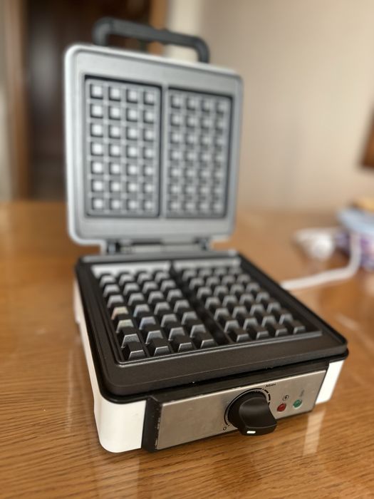 Вафельница китфорт