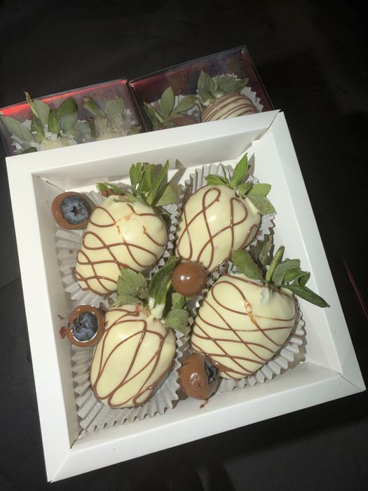 Продам коробки от 100тг