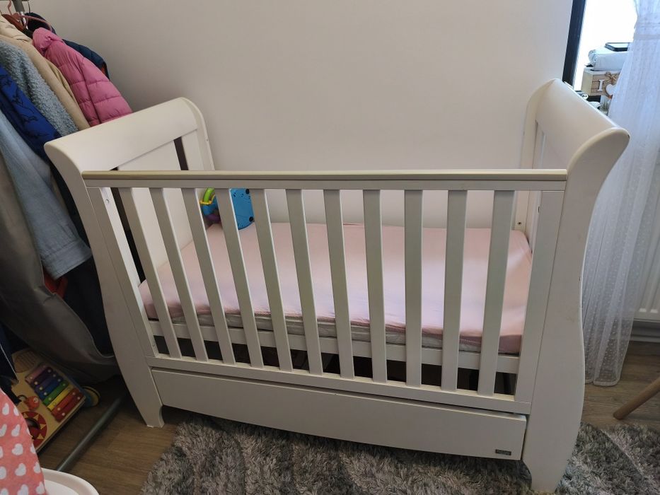 Vând pătuț Tutti bambini