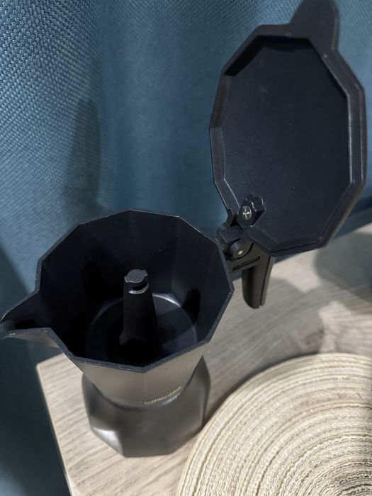 Гейзерная кофеварка