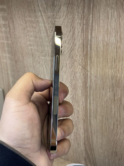 100$ boshlangich tolov bilan Iphone 12 Pro 256Gb 74% bez karobka