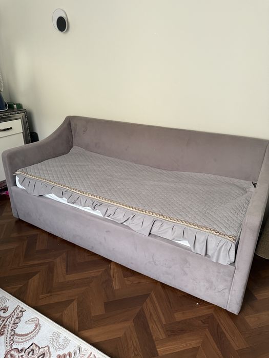 Продам диван, кровать, с матрасом