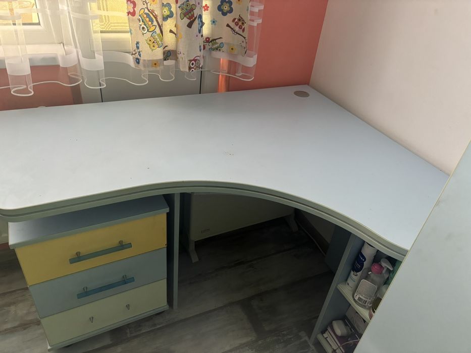 Пълен комплект детско обзавеждане