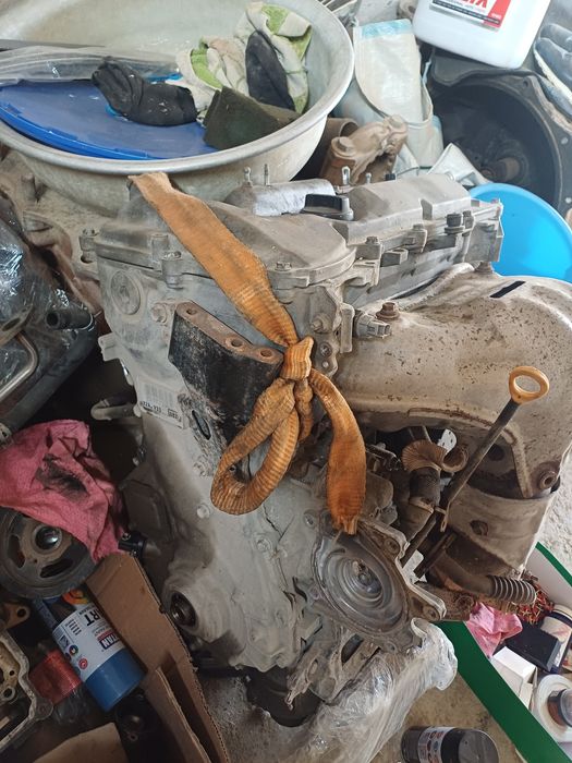 Мотор двигатель Тойота гибрид 2.5 2013год