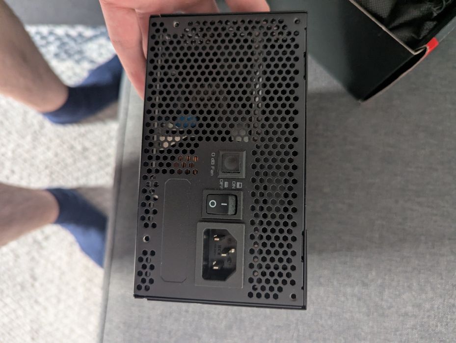 Блок питания asus rog strix 550w