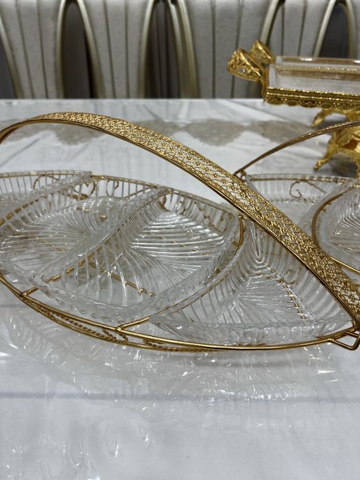 Столовая посуда для гостей