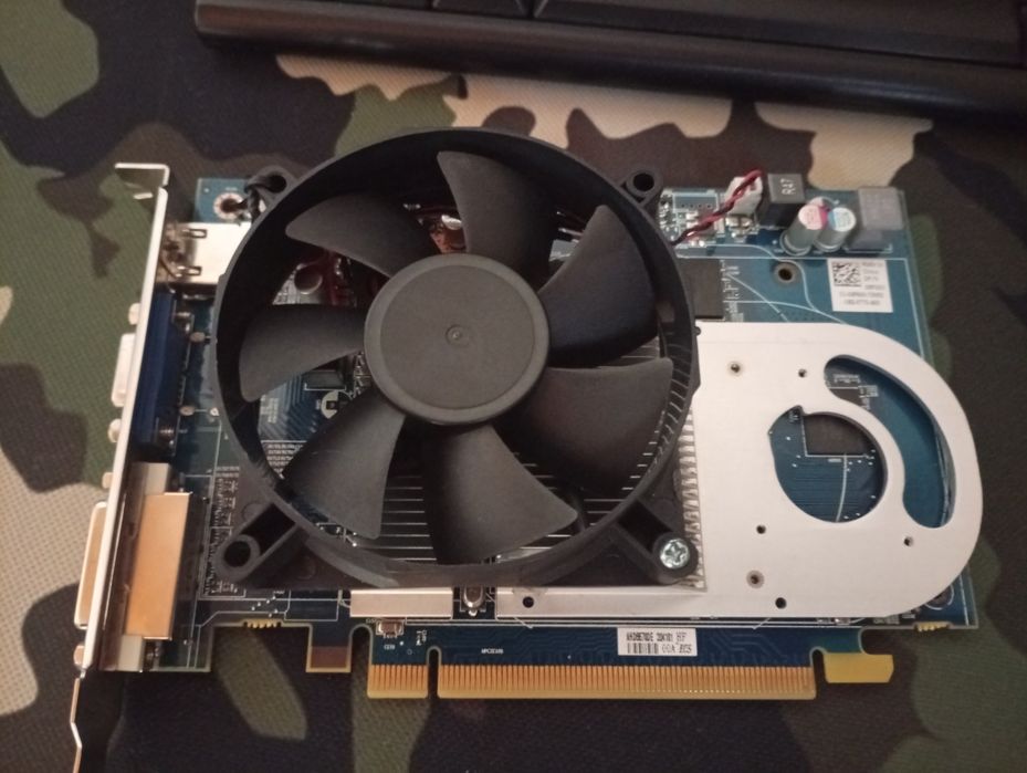 AMD Radeon HD 6670 1GB 128-bit