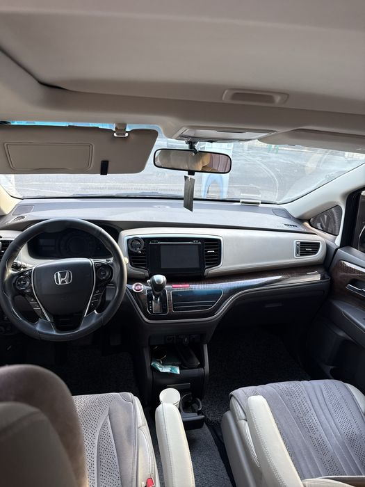 Honda  Odyssey  Yaponya. Отличная авто для семьи. Минивен.