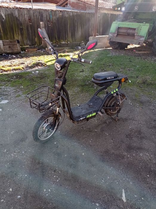 Vând scuter electric