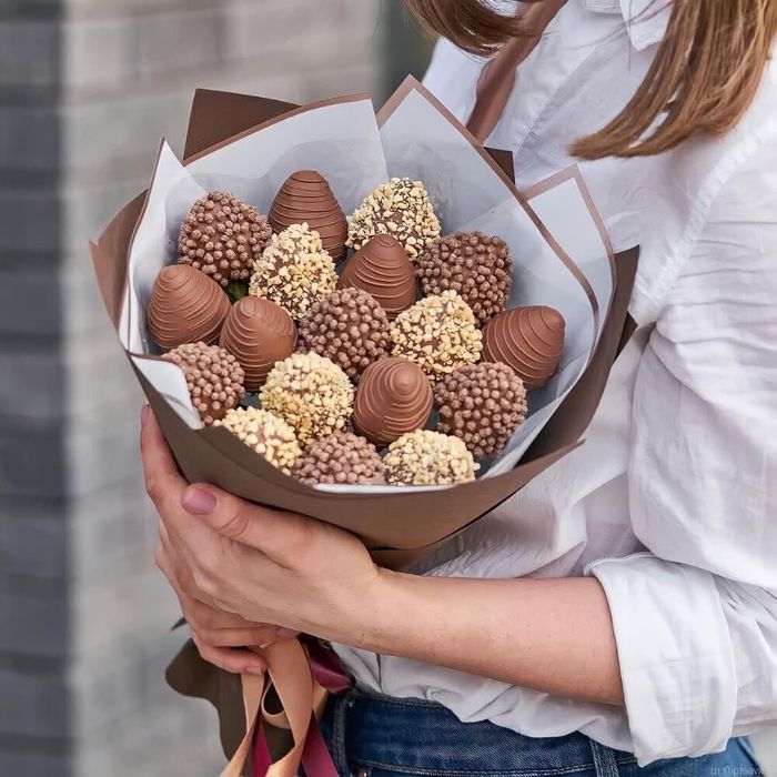 Клубника в шоколаде 24/7