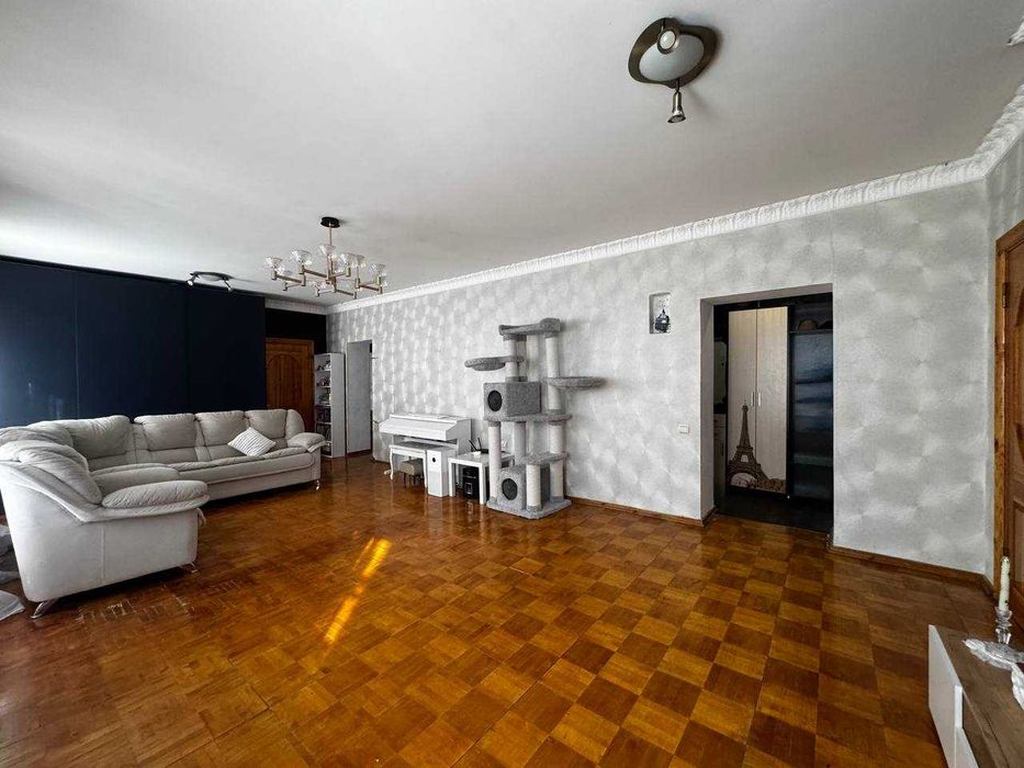 Продам 4к квартиру на Арбате