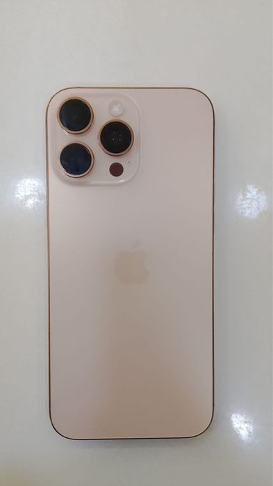 iphone 16 Pro Max в хорошем состоянии.