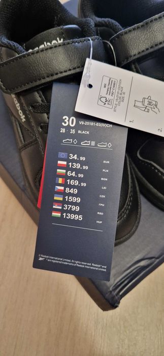 Reebok marimea 30, noi in cutie