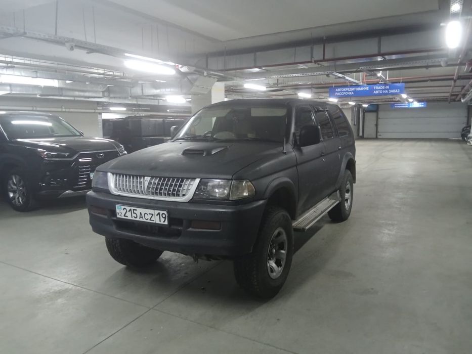 Продам Mitsubishi Challennger