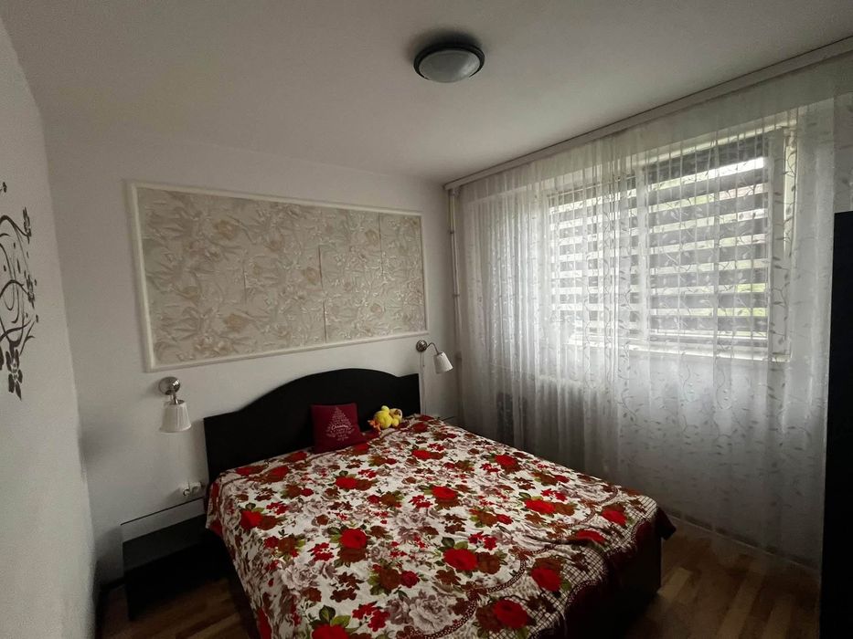 Inchiriez apartament 2 camere