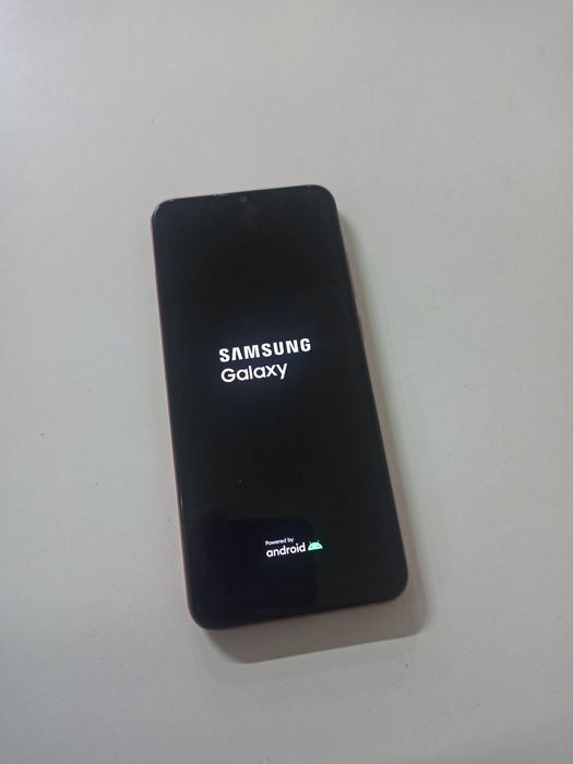 Срочно продам 2 телефон