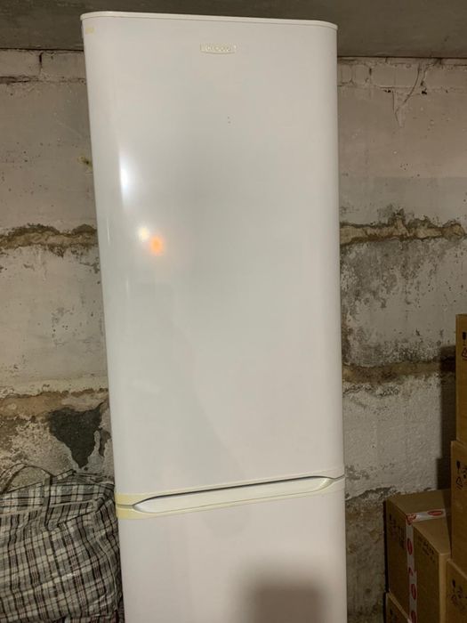 Холодильник б/у фирмы Бирюса