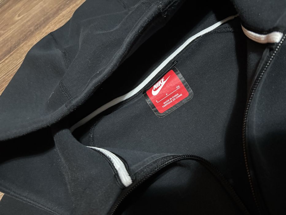 Tech Fleece gri-negru