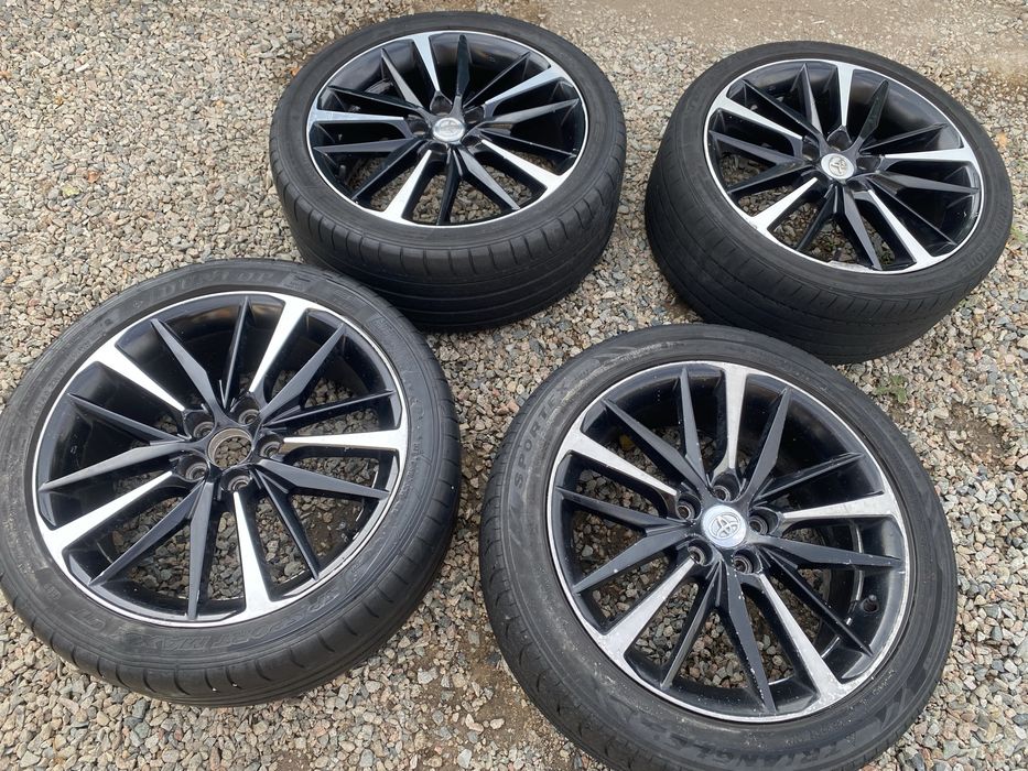 Три штуки оригинальные диски Камри 75. Р19.