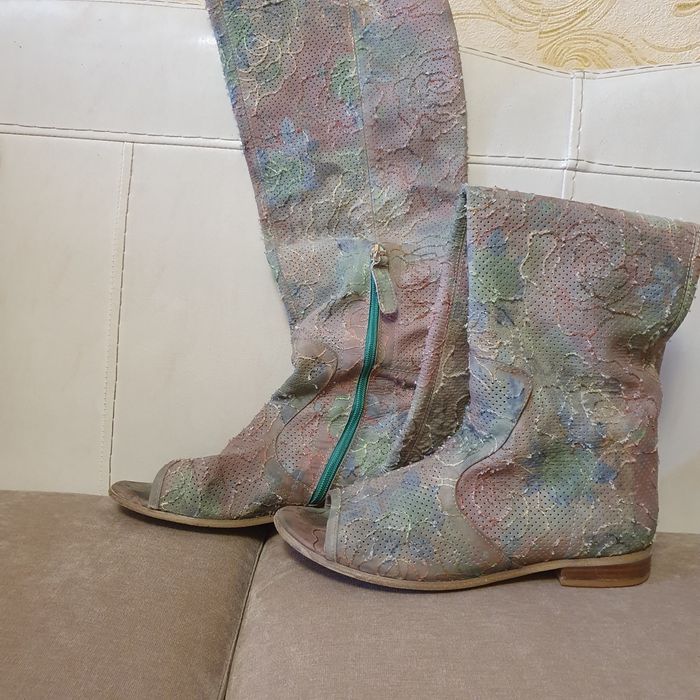 Продам летние сапожки