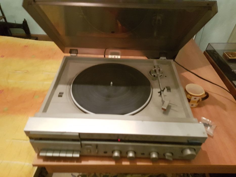 Система Panasonic sg v03  Грамофон радио и касета