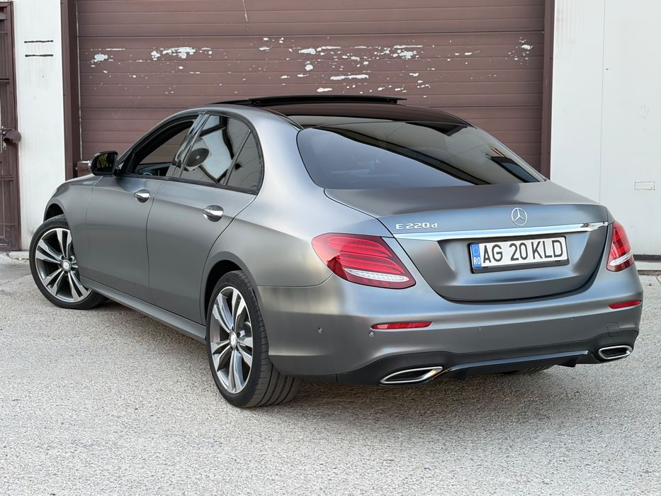 MERCEDES-BENZ E-Class 0 — imagine 3