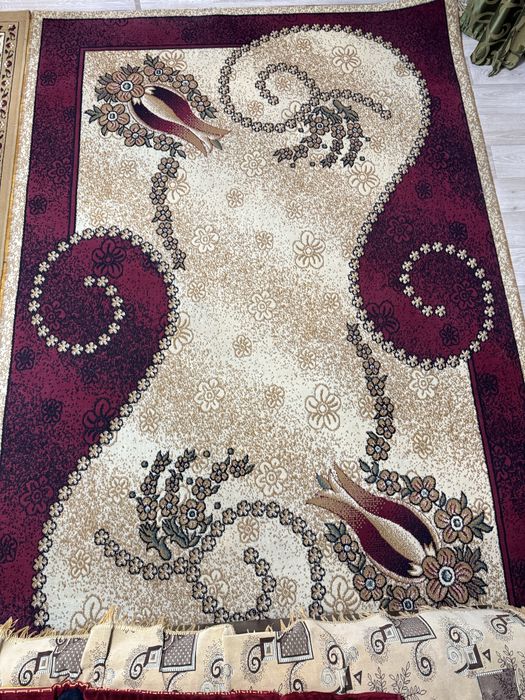 Ковёр, в отличном состоянии