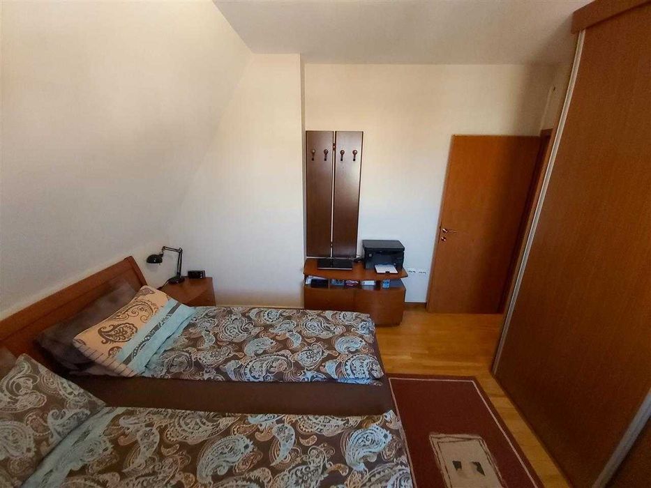 Дава се под наем Тристаен апартамент в София, Овча купел - 95 кв.м за 612 € - Снимка #1