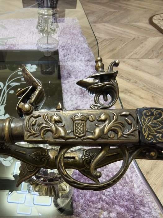 Panoplie pistol din bronz