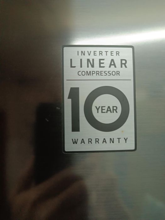 Хладилник с фризер