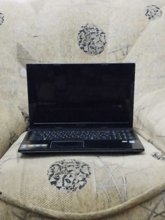 i5-4200M \\ 4-ЯДЕР \\ LENOVO \\ Azu-6 GB \\ HD-1000 GB \\ Ek-15.6IPS