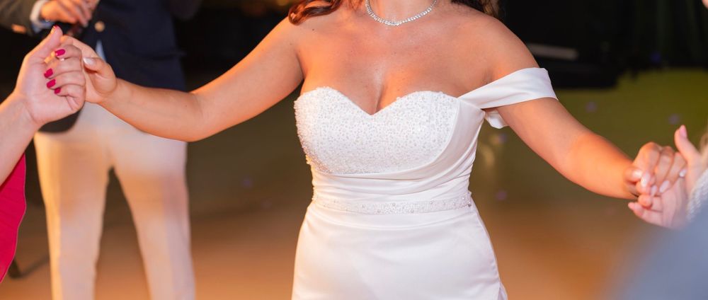 Rochie mireasa corset