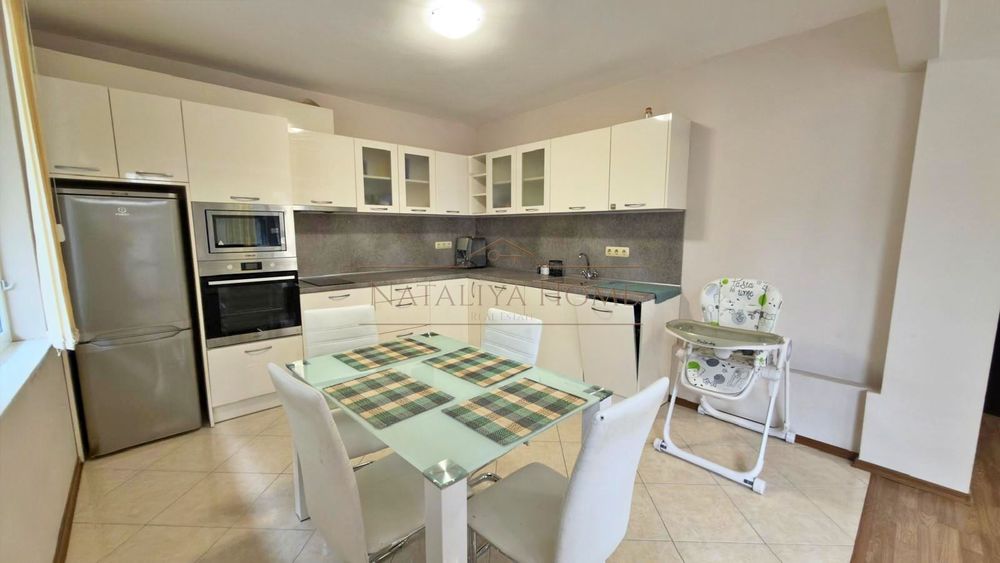 Дава се под наем Двустаен апартамент в Бургас, Сарафово - 70 кв.м за 398.82 € - Снимка #1