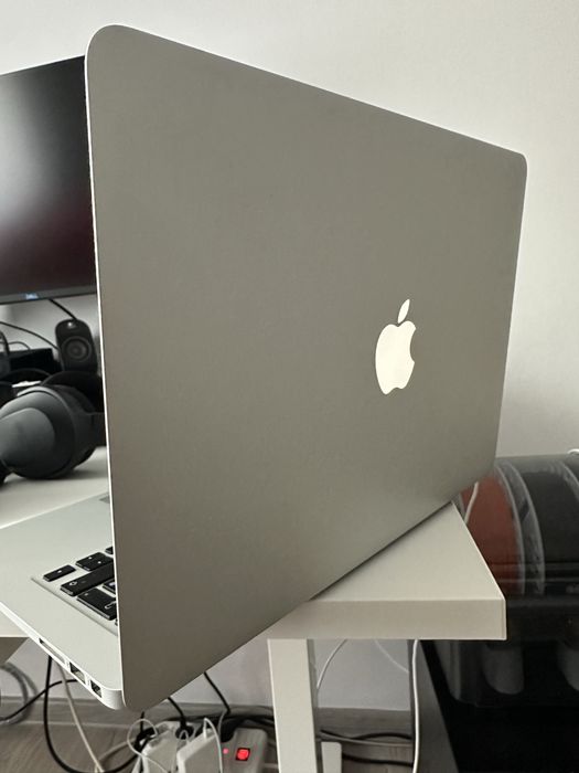 Macbook Air A1466 baterie noua
