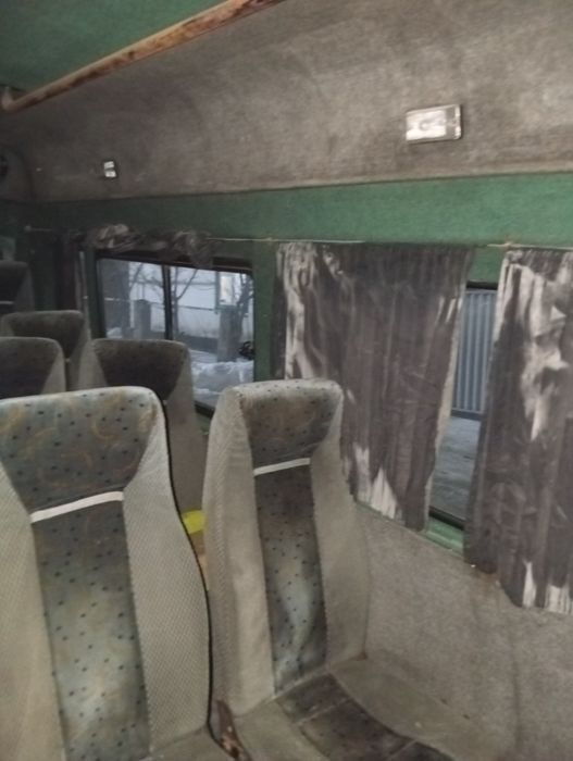 Мерседес бенз продаются