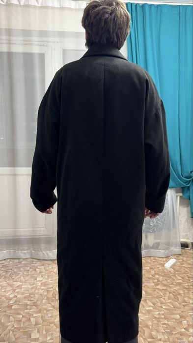 Пальто мужское чёрное 52 размера