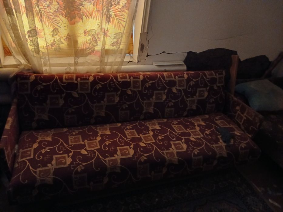 Myaxkiy devan kreslo